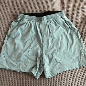 Lululemon Men’s Bowline Short 5” - Small - Oasis Blue
